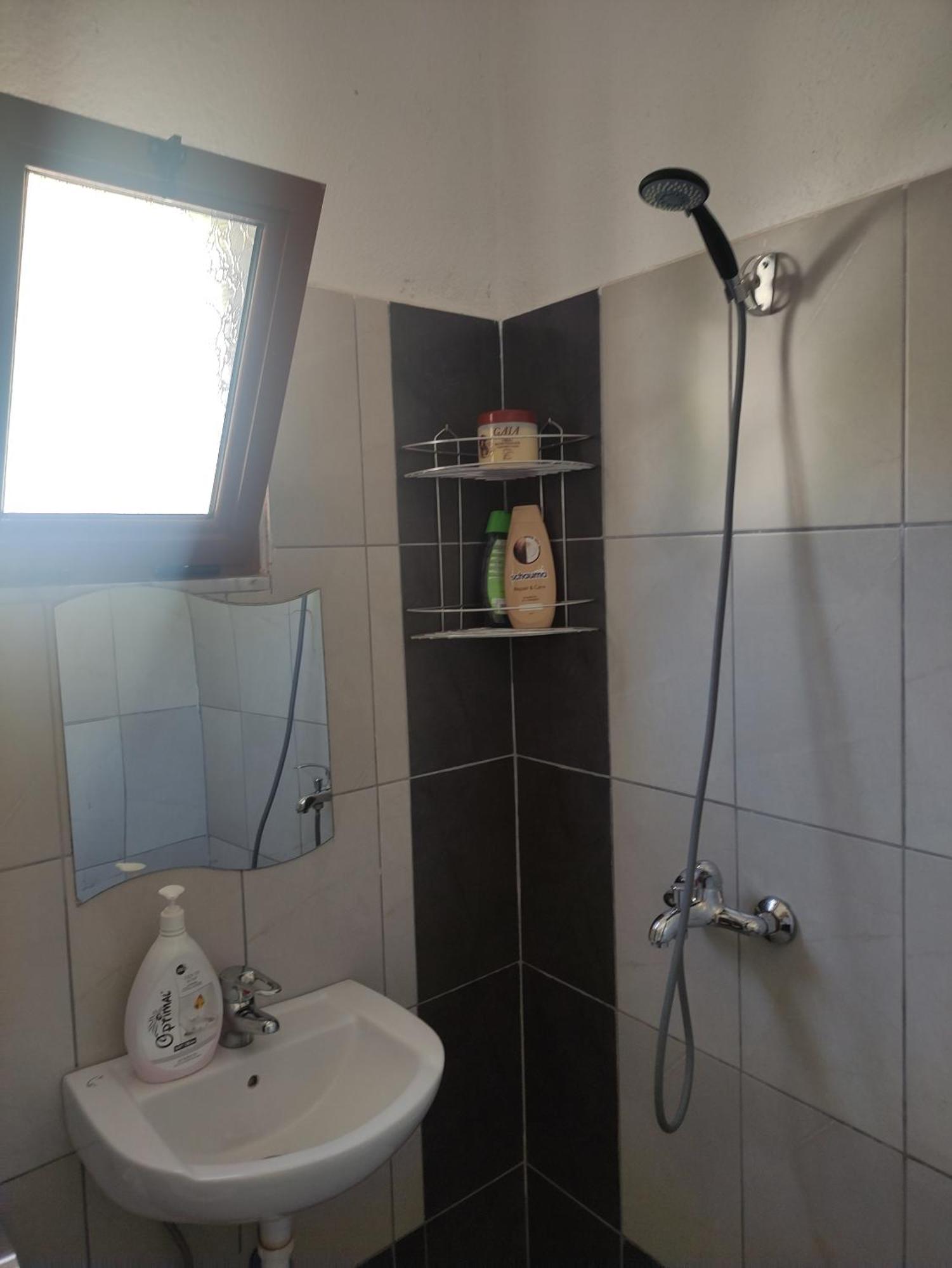 Bed & Breakfast Erda Lakeside *