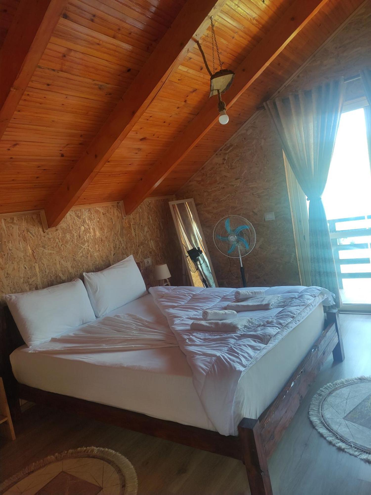 Bed & Breakfast Erda Lakeside Lini